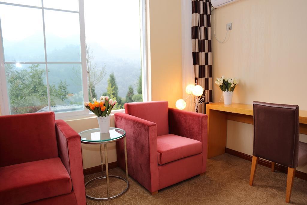 Panshan Tingquan Tuwo Holiday Resort Le-šan Pokoj fotografie