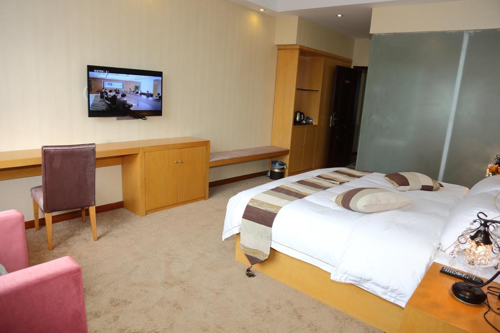 Panshan Tingquan Tuwo Holiday Resort Le-šan Pokoj fotografie